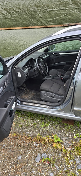 Skoda Superb 3 of 11