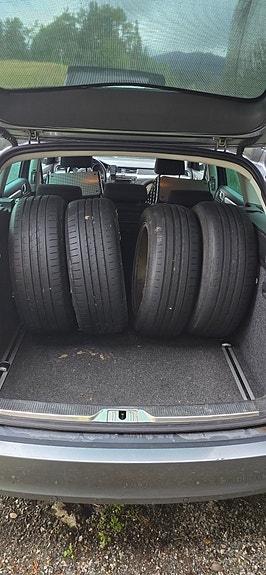 Skoda Superb 4 of 11