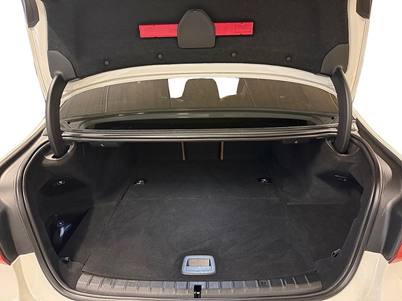 BMW 530e 28 of 29