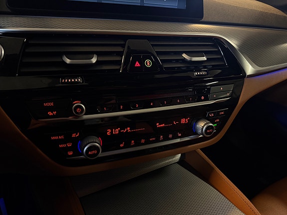 BMW 530e 24 of 29