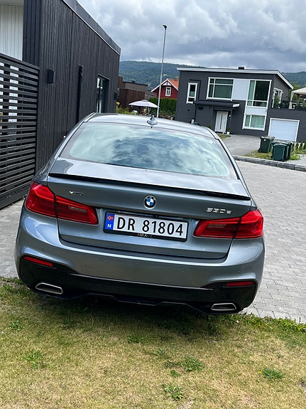 BMW 530e 4 of 21