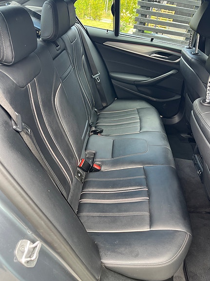 BMW 530e 5 of 21