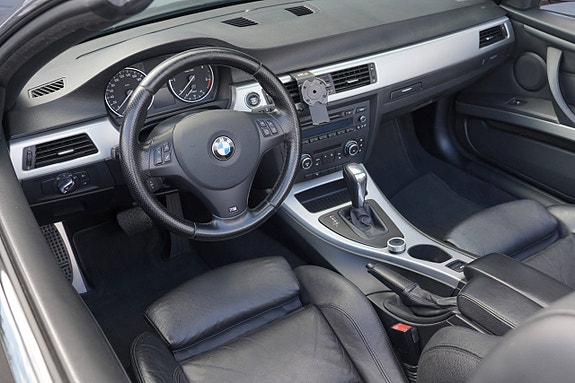 BMW 320d 12 of 19