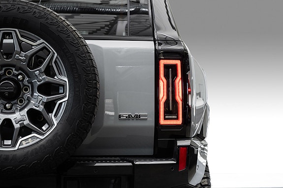 GMC Hummer EV 5 of 30