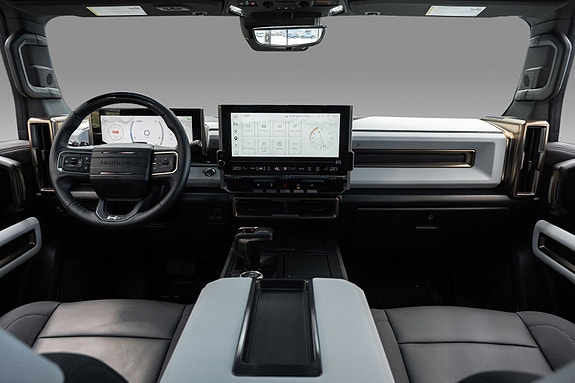 GMC Hummer EV 28 of 30