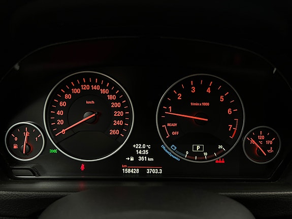 BMW 320 25 of 30