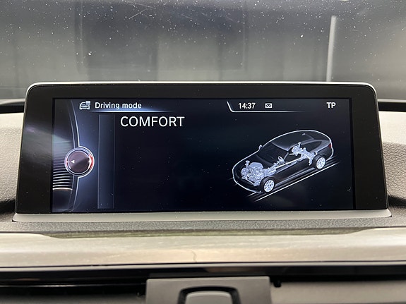 BMW 320 19 of 30