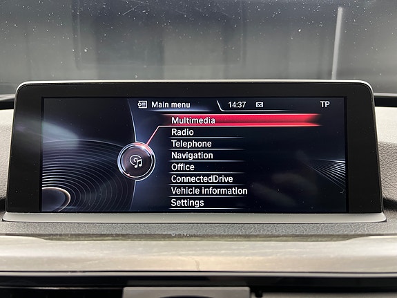 BMW 320 18 of 30