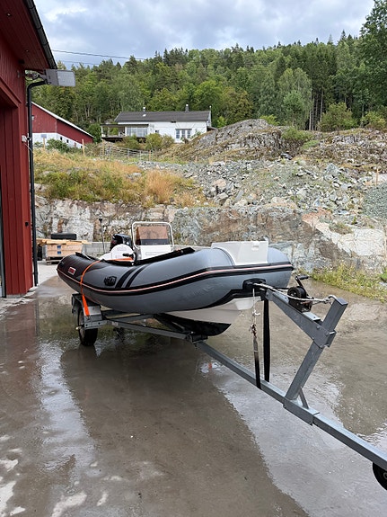 Lite Brukt Rib 2 of 9