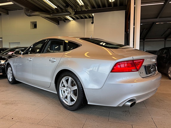 Audi A7 5 of 30