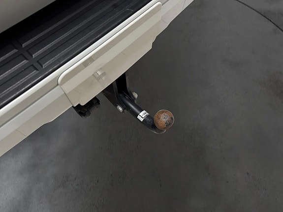 Toyota Land Cruiser 29 of 30