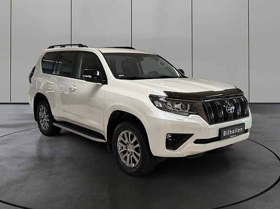 Toyota Land Cruiser 7 of 30