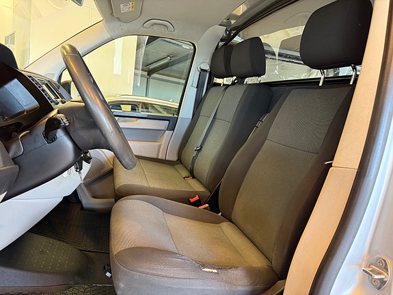 Volkswagen Transporter 11 of 29