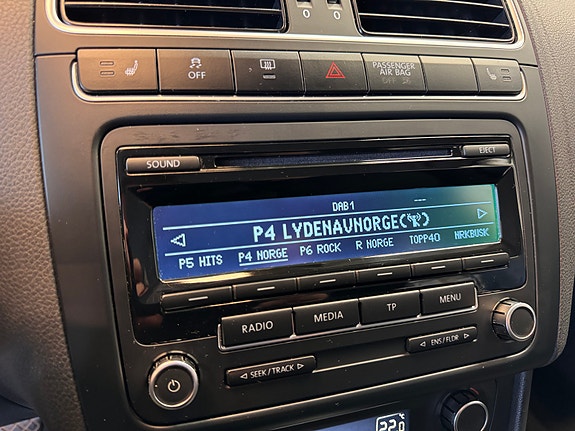 Volkswagen Polo 18 of 29