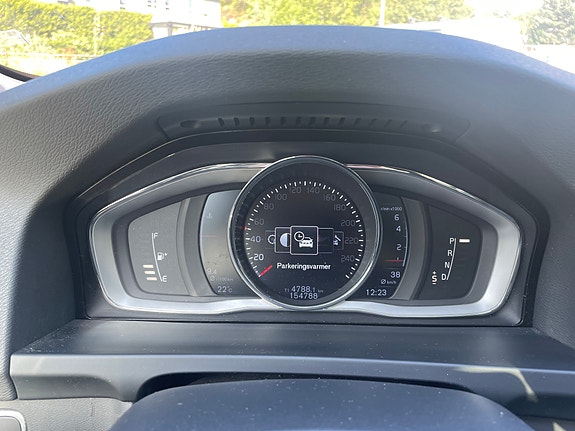 Volvo S60 22 of 25