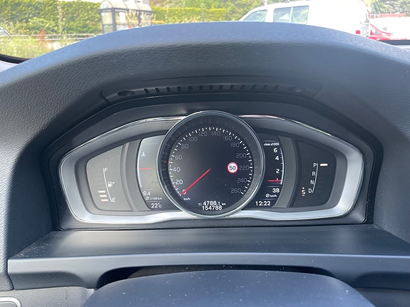 Volvo S60 13 of 25