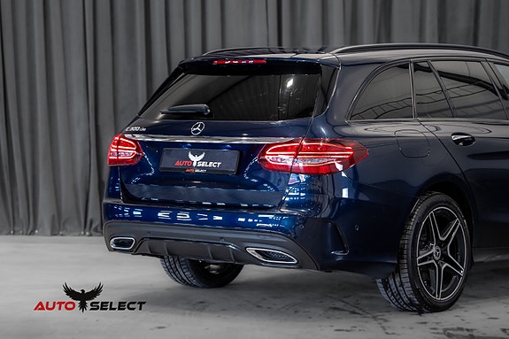 Mercedes-Benz C300 de 14 of 30