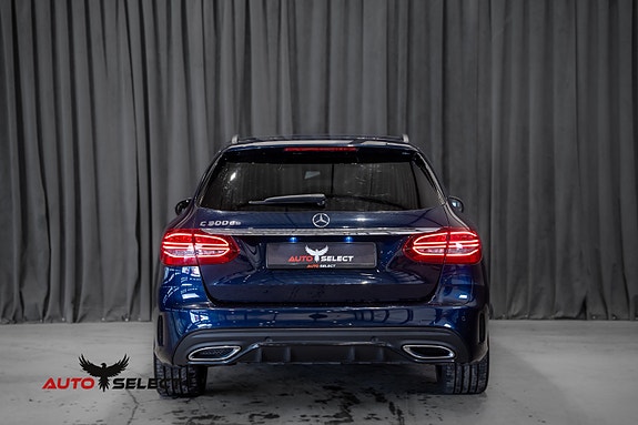 Mercedes-Benz C300 de 10 of 30