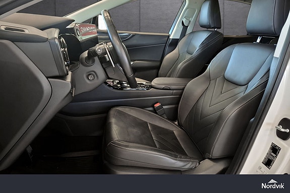 Lexus NX450h 12 of 22