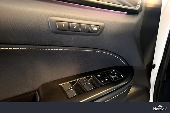 Lexus NX450h 10 of 22
