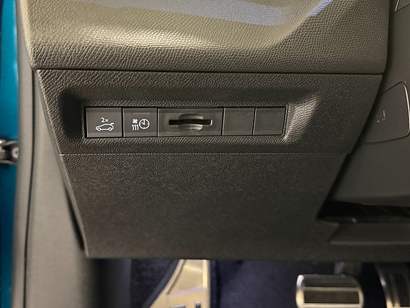 Peugeot 408 26 of 30