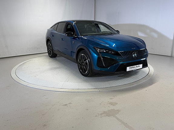 Peugeot 408 2 of 30