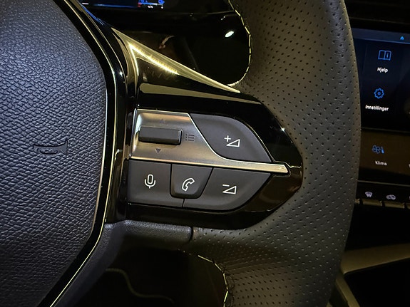 Peugeot 408 25 of 30