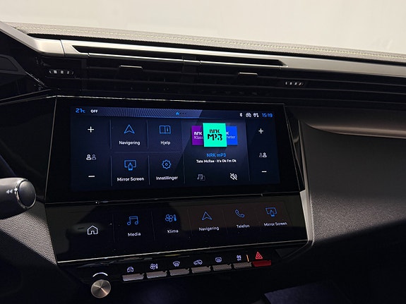 Peugeot 408 27 of 30