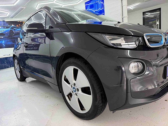 BMW i3 11 of 30