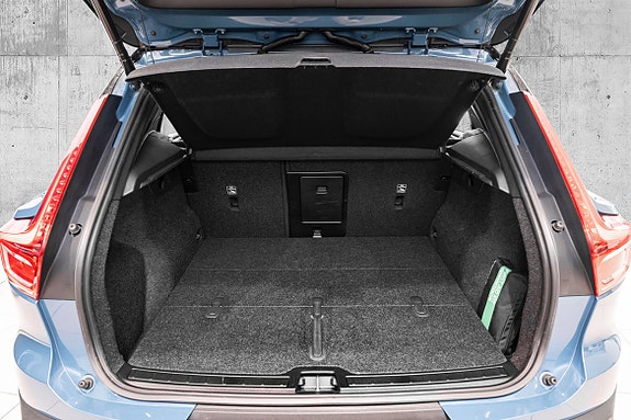 Volvo XC40 24 of 29