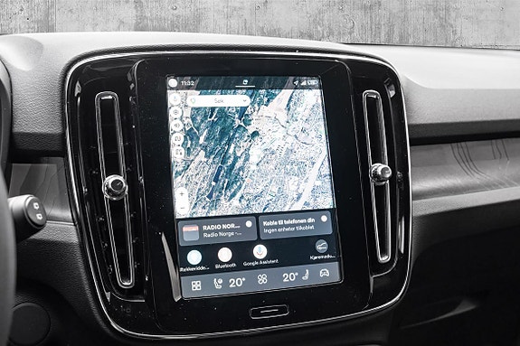 Volvo XC40 20 of 29
