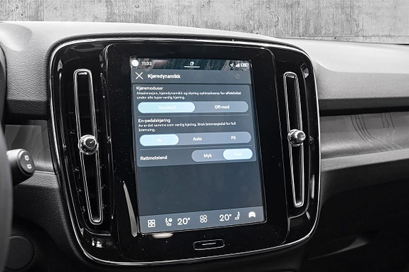 Volvo XC40 22 of 29