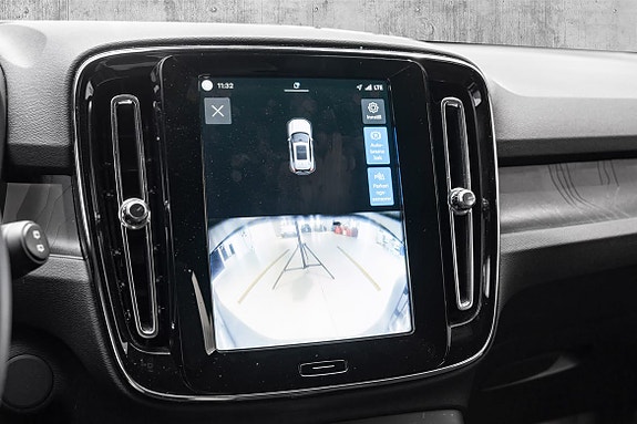 Volvo XC40 21 of 29