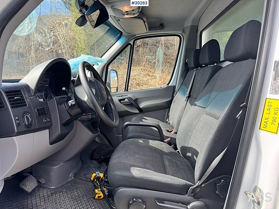 Mercedes-Benz SPRINTER 9 of 30