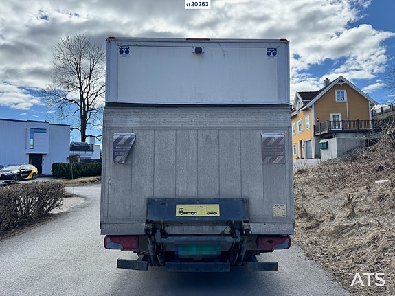 Mercedes-Benz SPRINTER 7 of 30