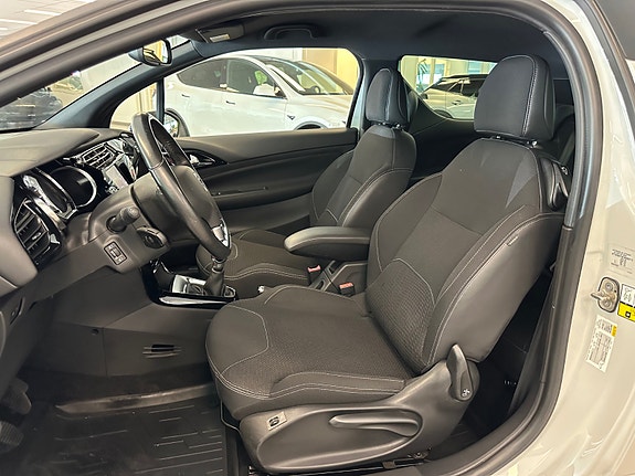 Citroen DS3 26 of 30