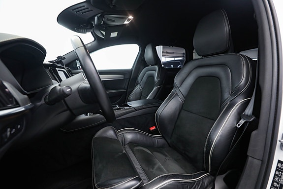 Volvo V90 15 of 30