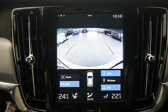 Volvo V90 27 of 30