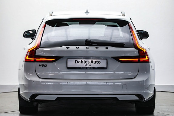 Volvo V90 10 of 30