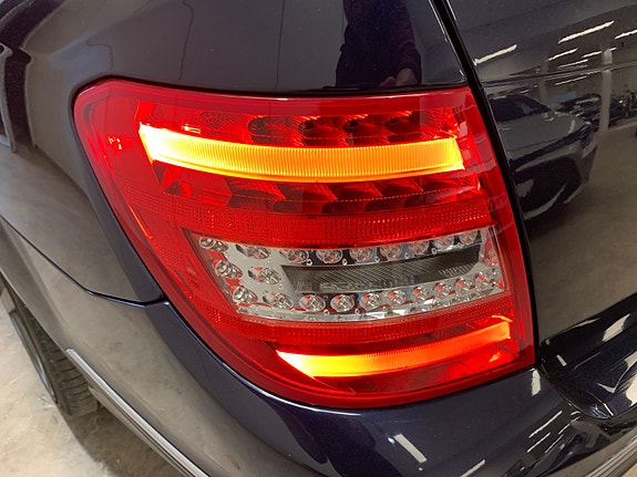 Mercedes-Benz C220 d 9 of 30