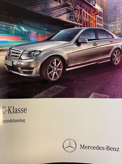Mercedes-Benz C220 d 26 of 30