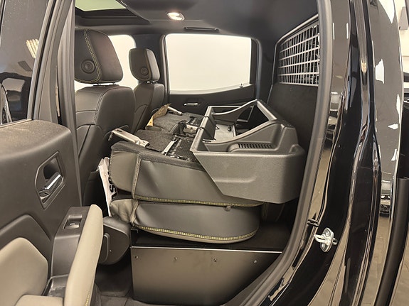 Chevrolet Colorado 23 of 30