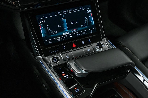 Audi e-tron 13 of 29