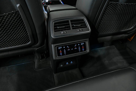 Audi e-tron 21 of 29