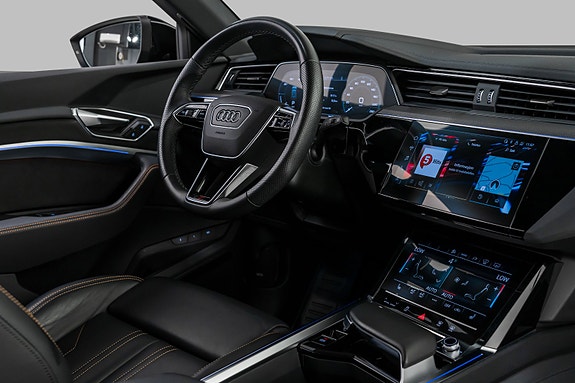 Audi e-tron 26 of 29