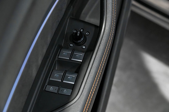 Audi e-tron 17 of 29