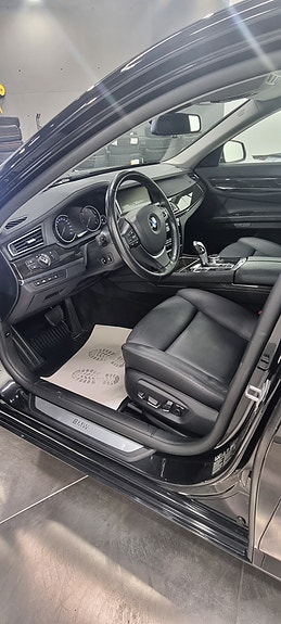 BMW 730d 5 of 13