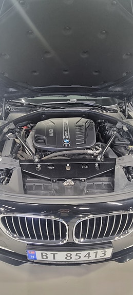 BMW 730d 9 of 13