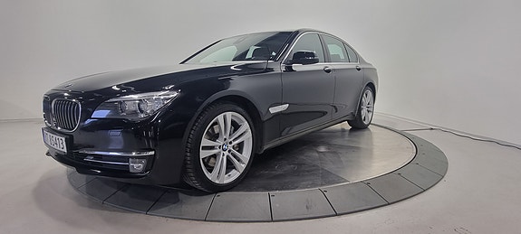 BMW 730d 2 of 13