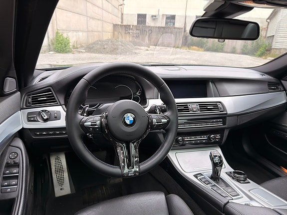 BMW M550d 16 of 30